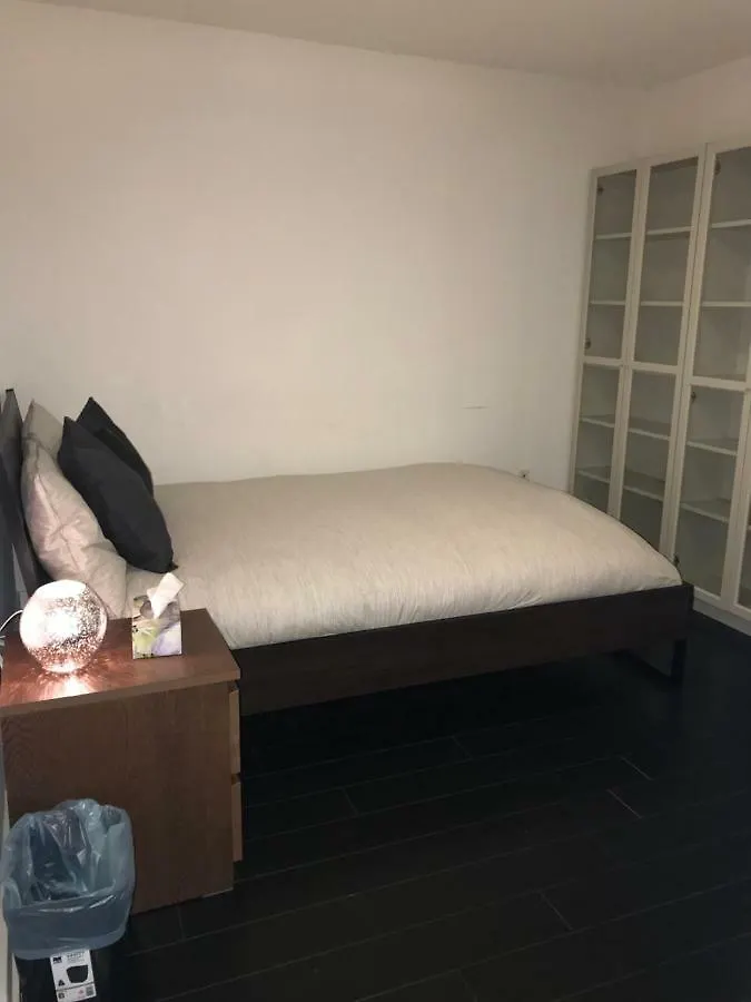 Toronto City Place Condo Families Only 0*,
