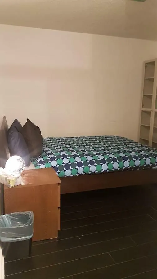 Toronto City Place Condo Families Only 0*,  Canada